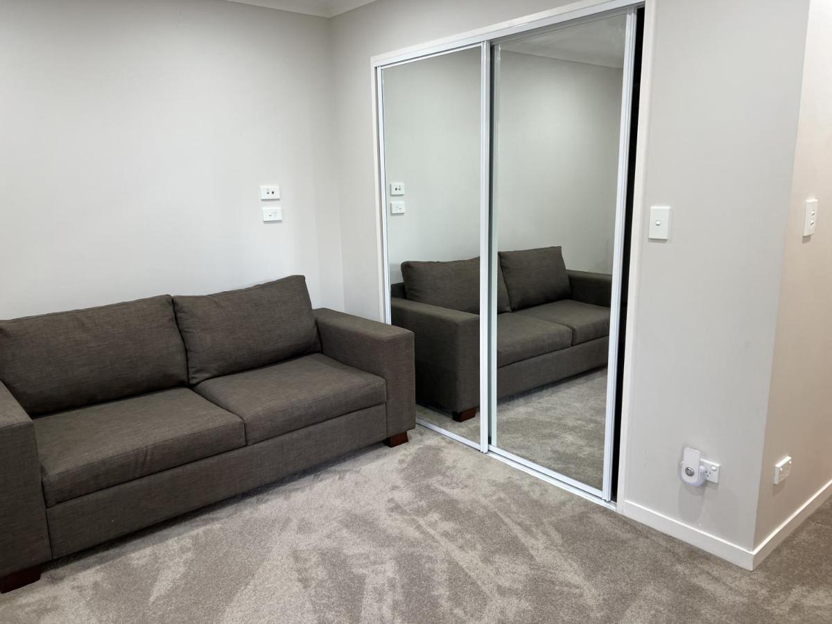 Guest Suite - Cosy Place In The Wattle Downs Auckland Exterior foto